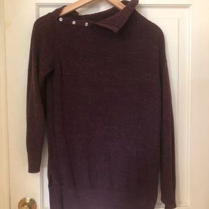 GAP sweater